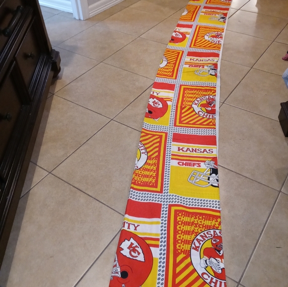 Classic 1990's Kansas City Chiefs Fabric 13feet long 10feet wide... - Picture 9 of 9